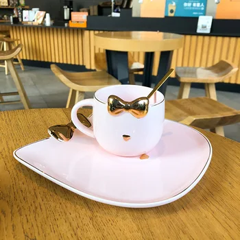 Висококачествена златна чаша с лък и набор от кафе чаши, включва 1 чаена чаша, 1 чиния, 1 лъжица, Порцеланова чаша за следобеден чай