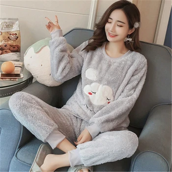 Пижами жена с кръгло деколте и дълъг ръкав, мультяшная домашно облекло, нова фланелевый комплект пижам, корейската свободна пижами, луксозен халат за баня